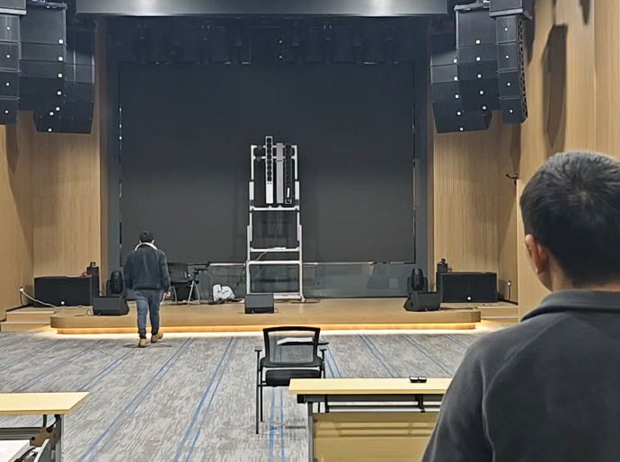 專用會議發(fā)言音箱的核心素質(zhì)解析